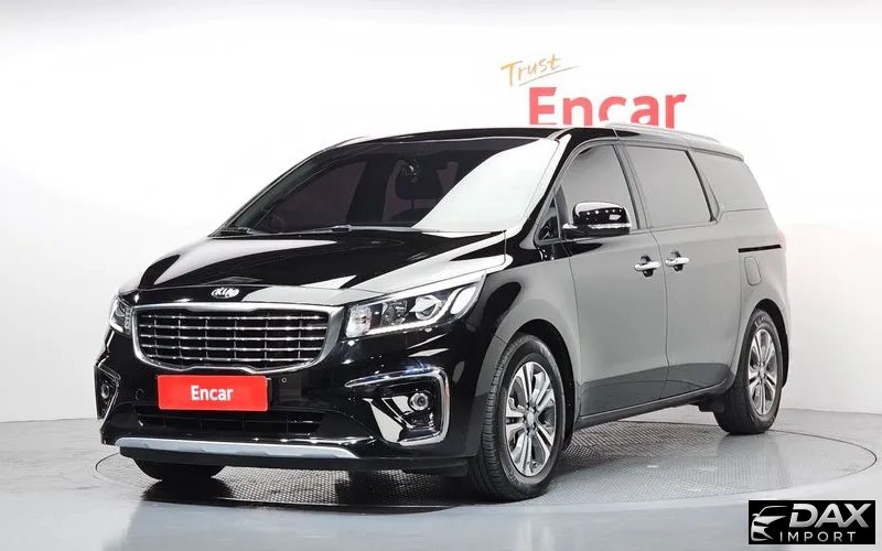Kia Canival 9-Seater Luxury