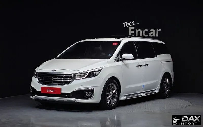 Kia Canival 7-seater Limousine