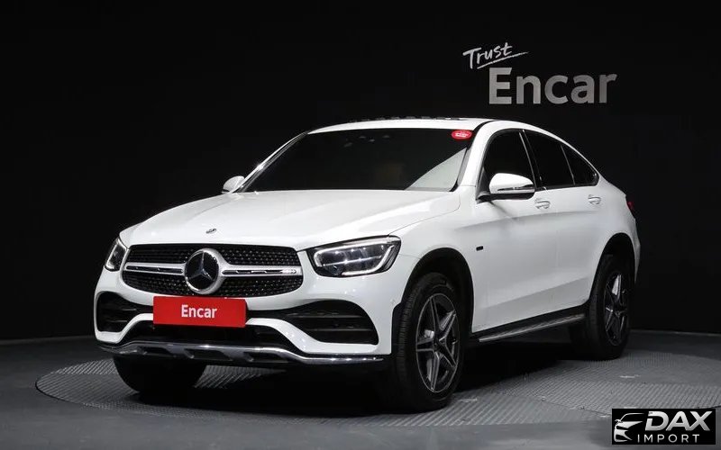 Mercedes-Benz GLC-Class GLC300e 4MATIC Coupe