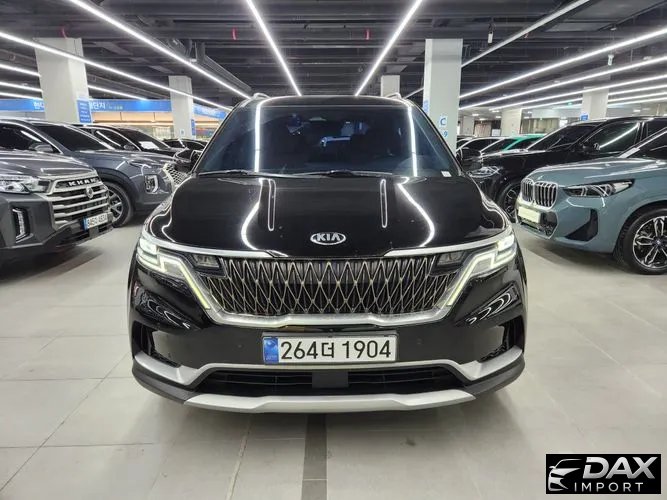 Kia Canival 9-Seater Prestige