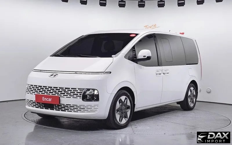 Hyundai Staria 4WD Tourer 9-Seater
