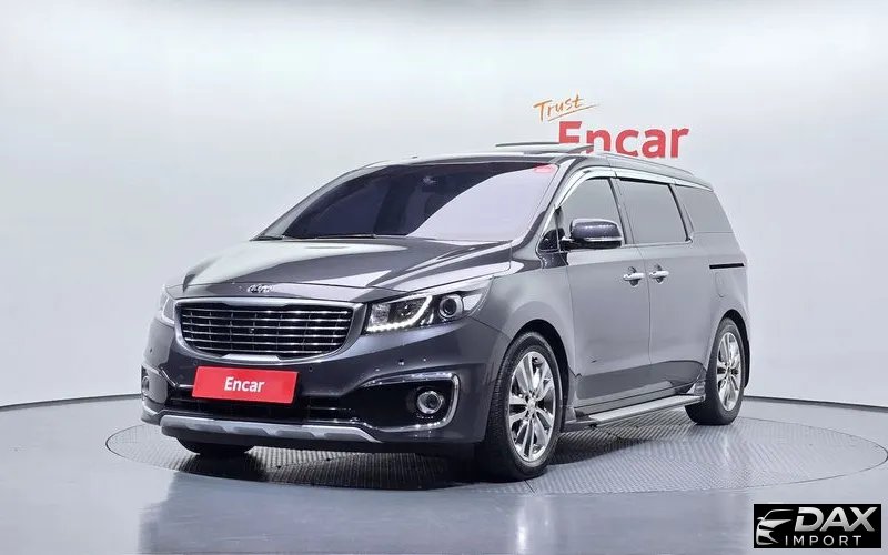 Kia Canival 7-seater Limousine