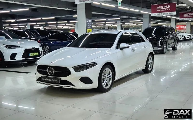 Mercedes-Benz A-Class A220 Hatchback