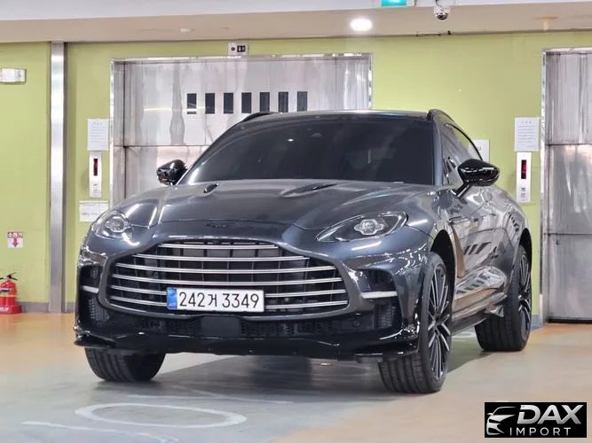 Astonmartin DBX 4.0 V8 707