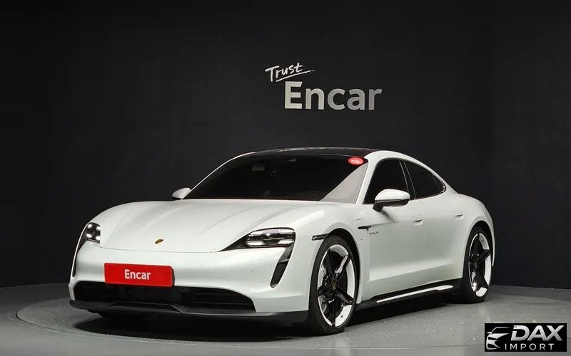Porsche Taycan Base