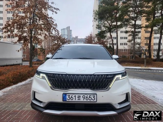 Kia Canival 9-Seater Prestige