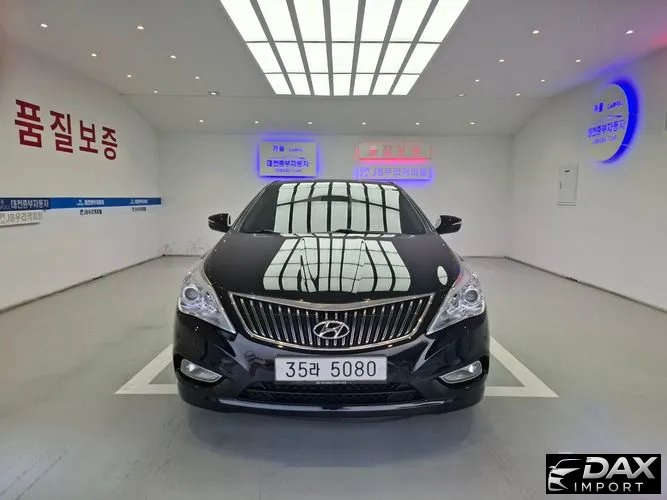 Hyundai Grandeur HG240 Modern