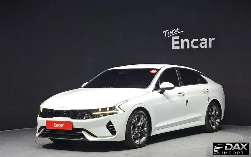 Kia K5 Signature