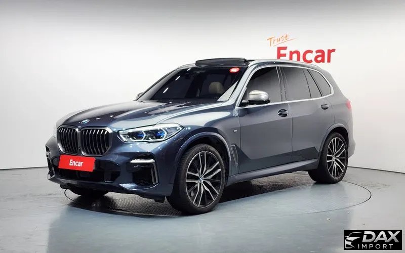 BMW X5 M50i