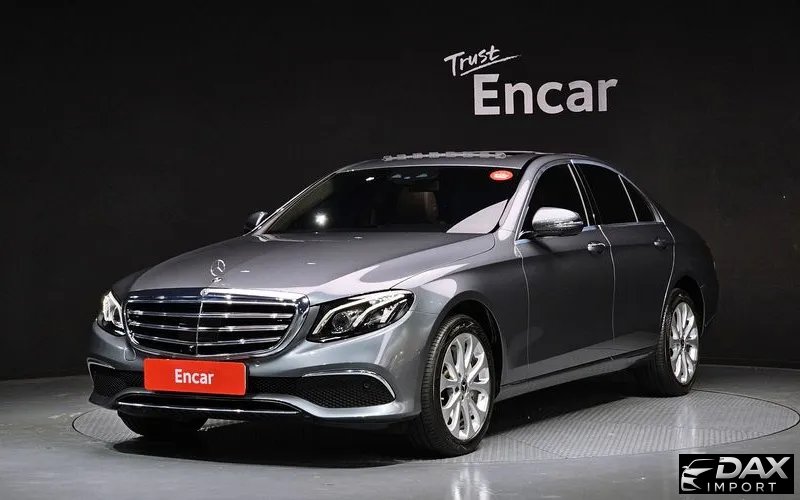 Mercedes-Benz E-Class E300 4MATIC Exclusive