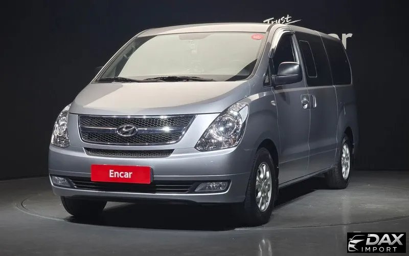 Hyundai Starex 12-Seater Wagon