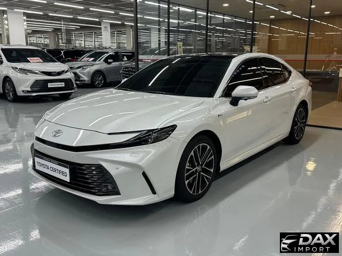 Toyota Camry 2.5 XLE Premium Hybrid