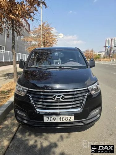 Hyundai Starex Wagon 12-Seater