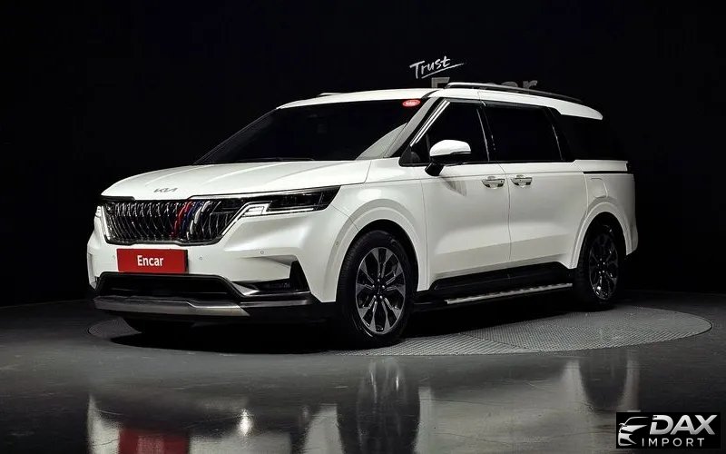 Kia Canival Gasoline 7-Seater Outdoor