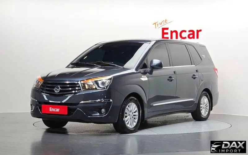 KG_Mobility_Ssangyong KORANDO 4WD LT 11-seater