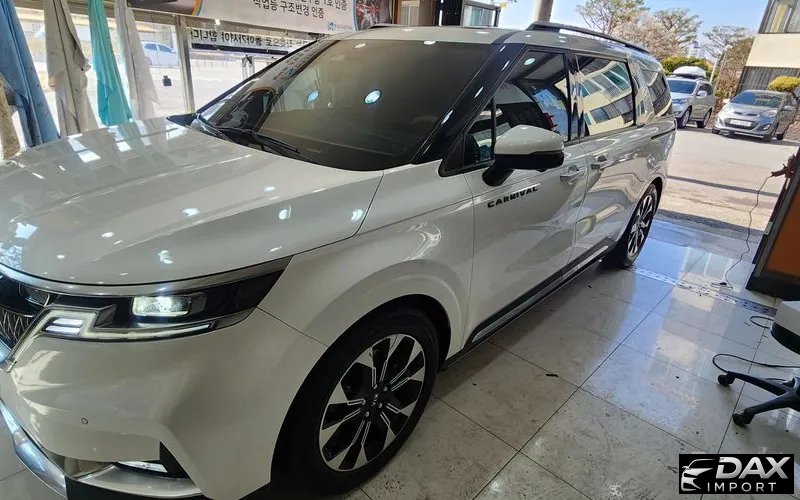Kia Canival Gasoline 7-Seater Signature