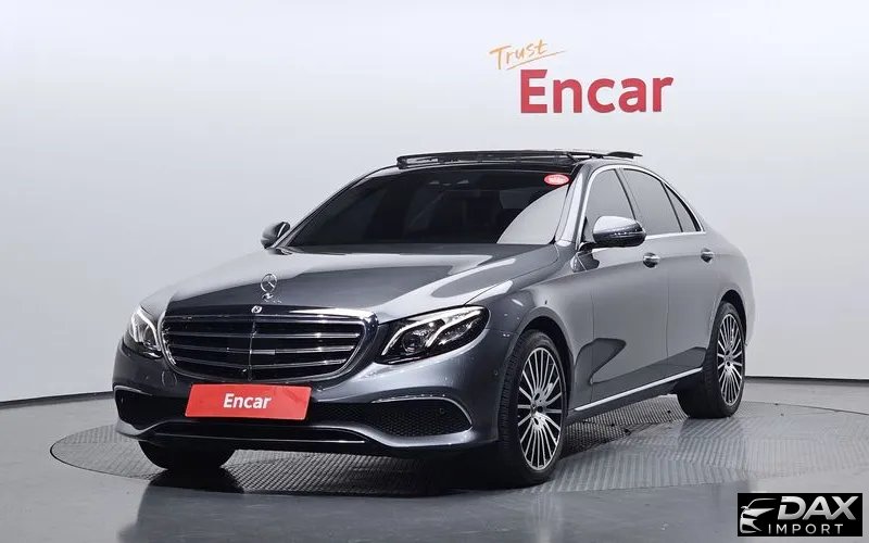 Mercedes-Benz E-Class E300 4MATIC Exclusive