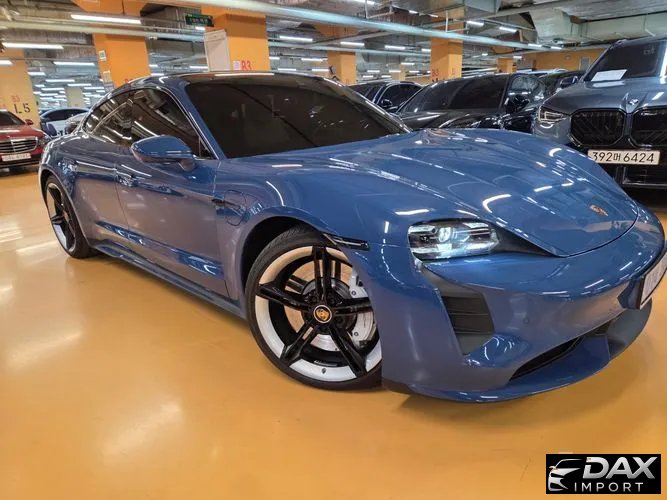 Porsche Taycan Turbo