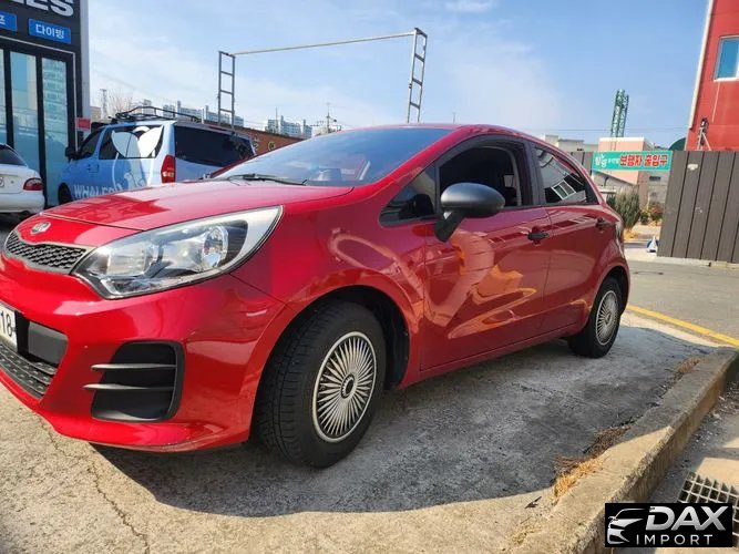 Kia pride 4DR 1.4 MPI