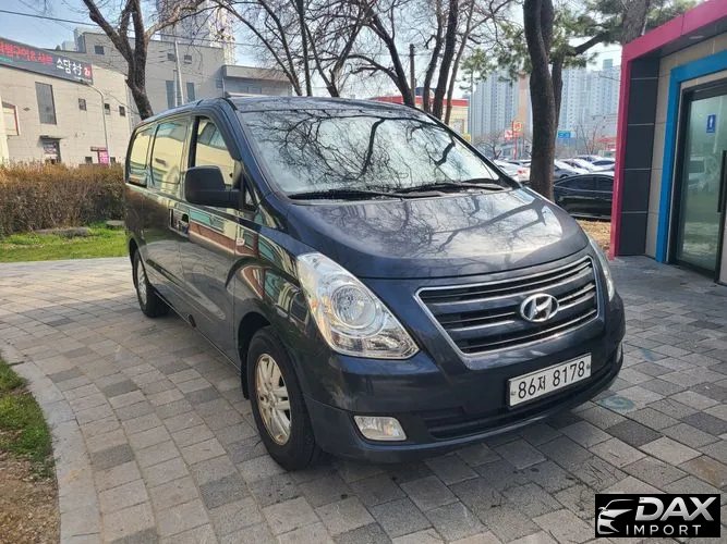 Hyundai Starex 3-Seater VAN