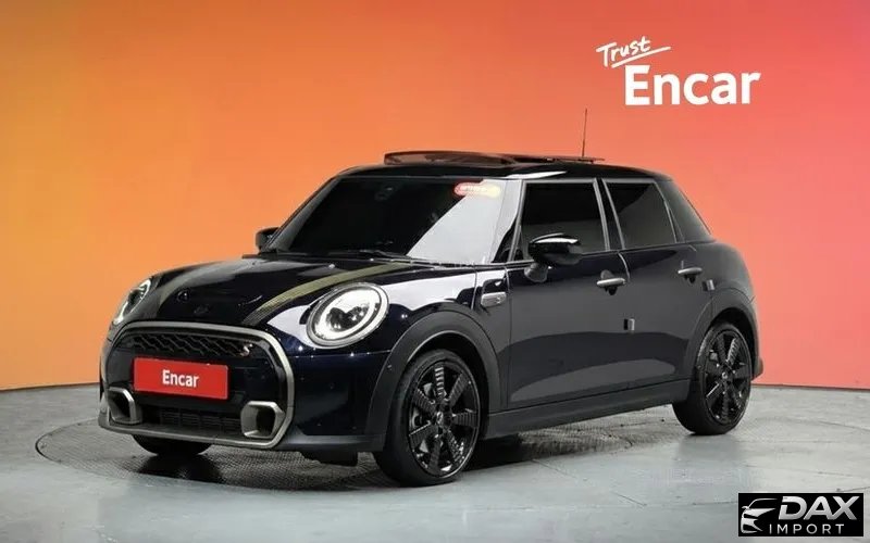 Mini Cooper 5Door Resolute Edition