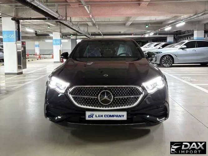 Mercedes-Benz E-Class E300 4MATIC AMG Line