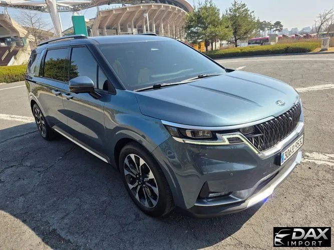 Kia Canival Gasoline 7-Seater Signature