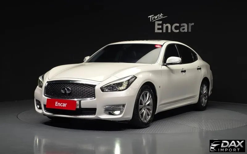 Infiniti Q70 3.7 Smart Package