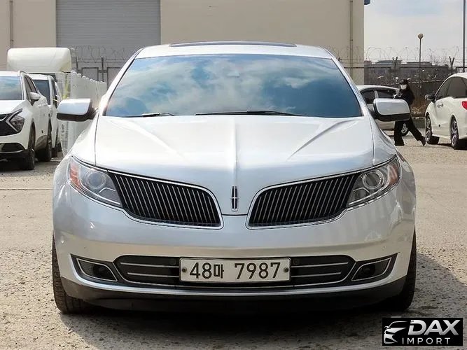 Lincoln MKS 3.7
