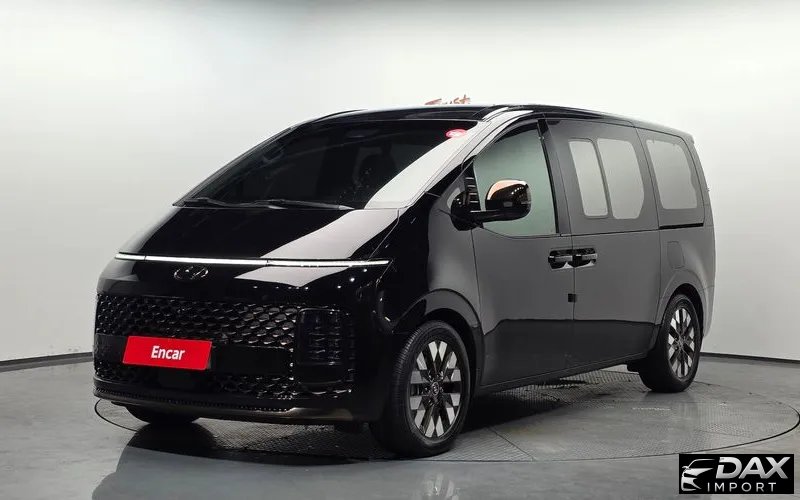 Hyundai Staria 4WD Lounge 9-Seater