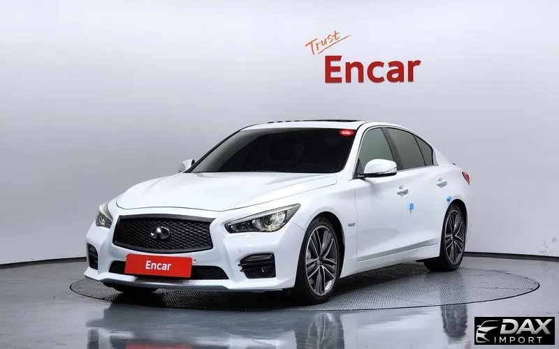 Infiniti Q50 3.5 Hybrid Essence