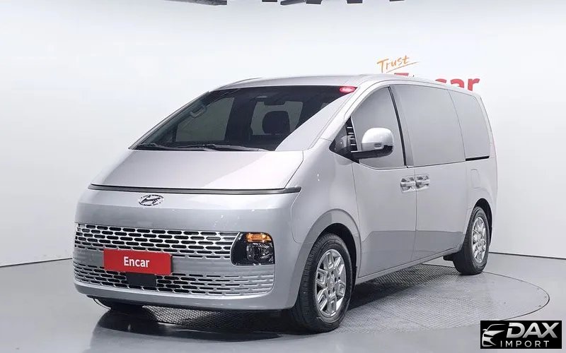 Hyundai Staria Tourer 9-Seater