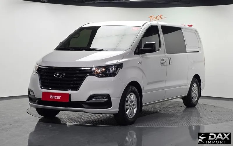 Hyundai Starex Van 5-Seater