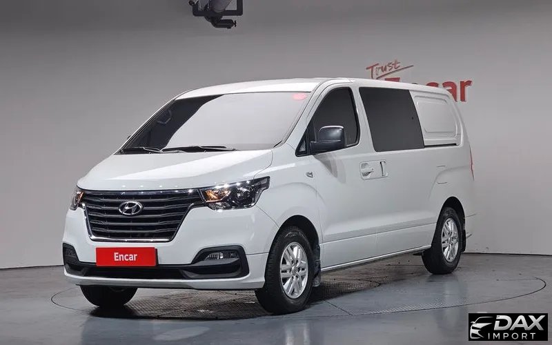 Hyundai Starex Van 5-Seater