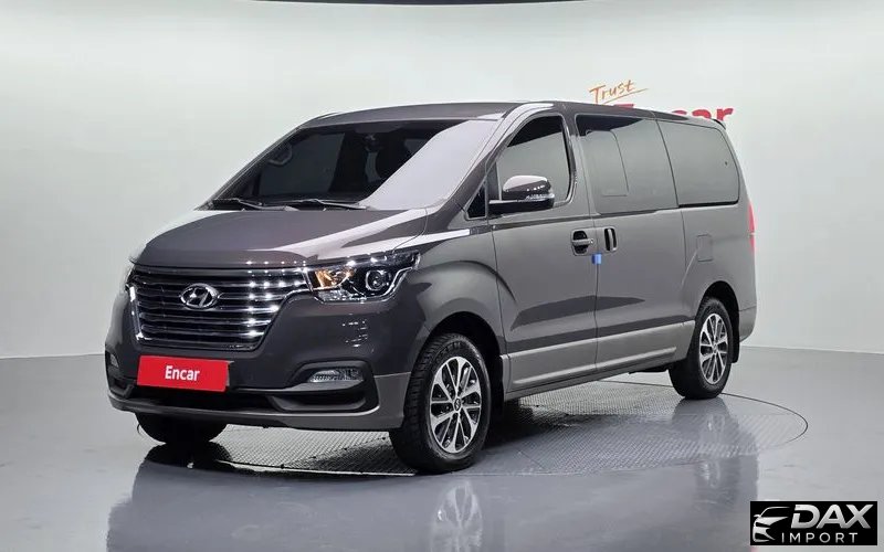 Hyundai Starex 4WD Urban 9-Seater