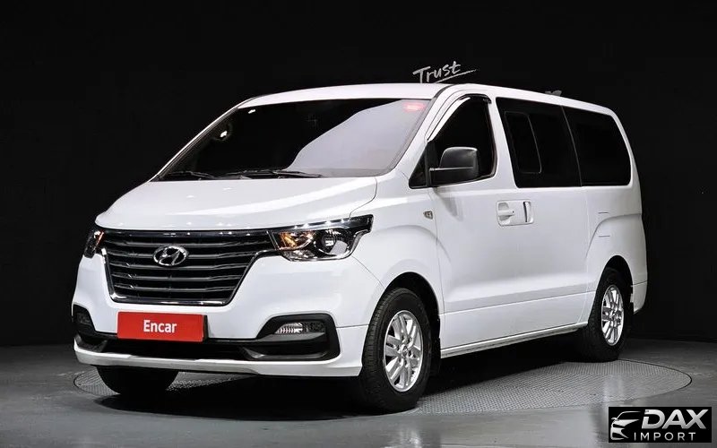 Hyundai Starex Van 5-Seater