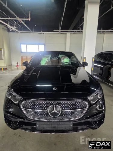 Mercedes-Benz E-Class E300 4MATIC AMG Line