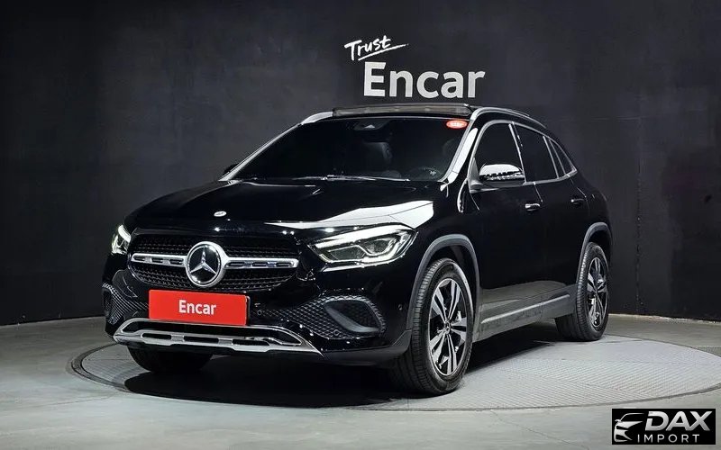 Mercedes-Benz GLA-Class GLA220