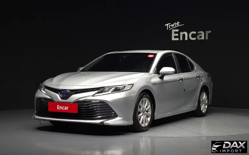 Toyota Camry 2.5 LE Hybrid
