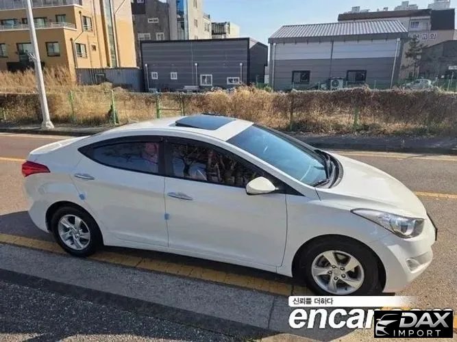 Hyundai AVANTE M16 GDI Luxury