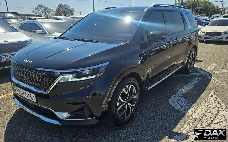 Kia Canival 9-Seater Noblesse