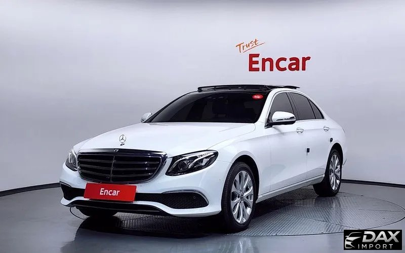 Mercedes-Benz E-Class E300 4MATIC Exclusive