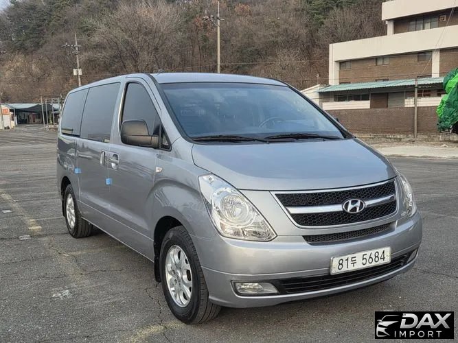 Hyundai Starex 3-Seater VAN