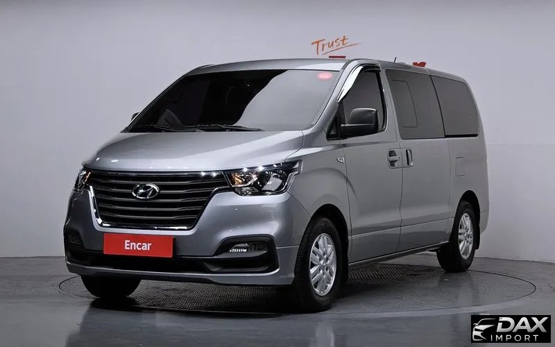 Hyundai Starex Van 5-Seater