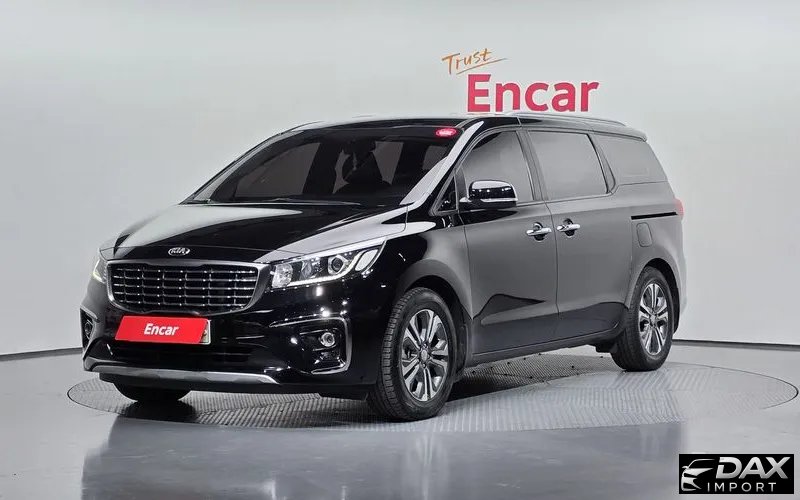 Kia Canival 9-Seater Luxury