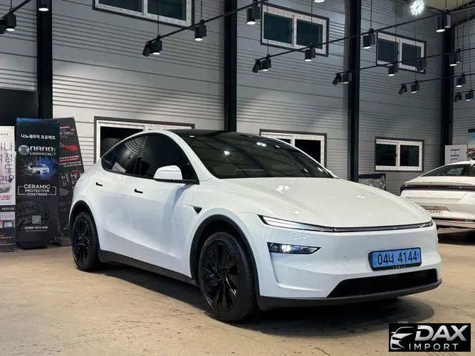 Tesla Model Y RWD