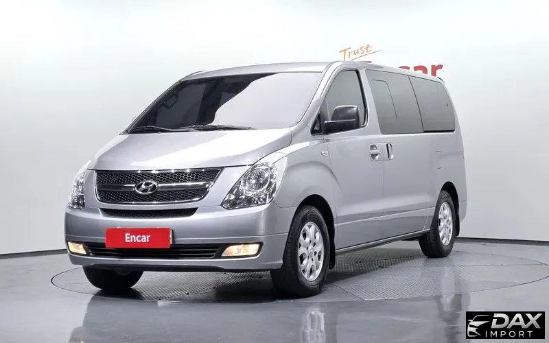 Hyundai Starex 12-Seater Wagon