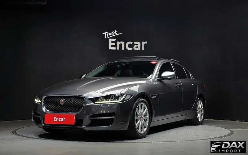 Jaguar XE 20t Prestige