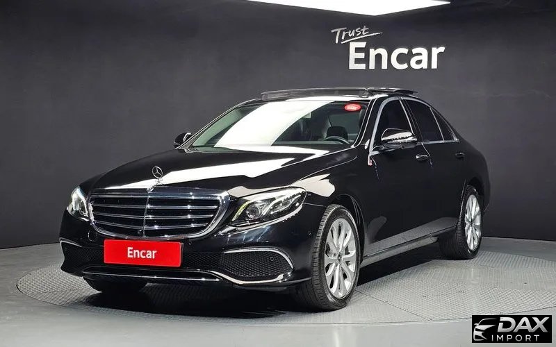 Mercedes-Benz E-Class E300 4MATIC Exclusive
