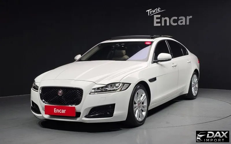 Jaguar XF 25t Portfolio